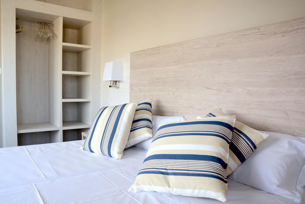 Apartaments La Catifa Now With Elevator!!! Palamós Dış mekan fotoğraf